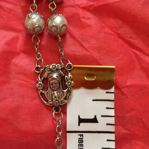 NWOT Double Capped Pearl Bead Rosary - Picture 6 of 8